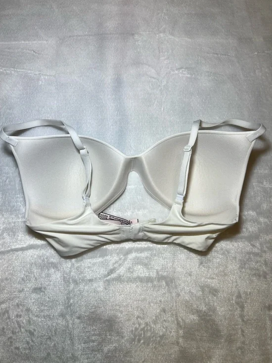 Victoria’s Secret bra T Shirt Lightly Lined No wire 32D - Picture 2 of 7